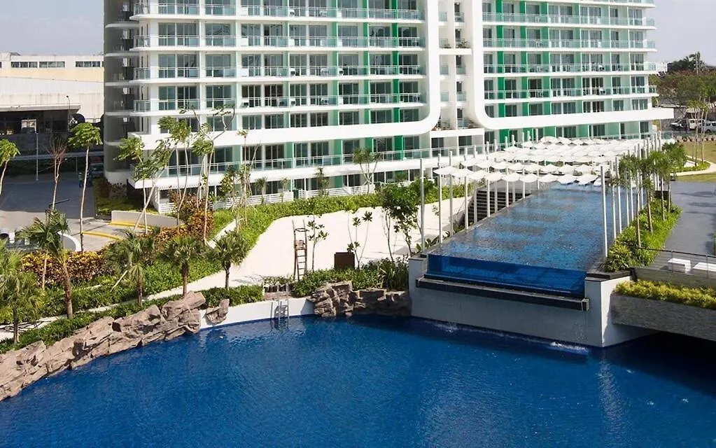 Azure Urban Residence Resort A9 Near Sm Mall Bicutan W/ Balcony Manila 0*,  Philippines