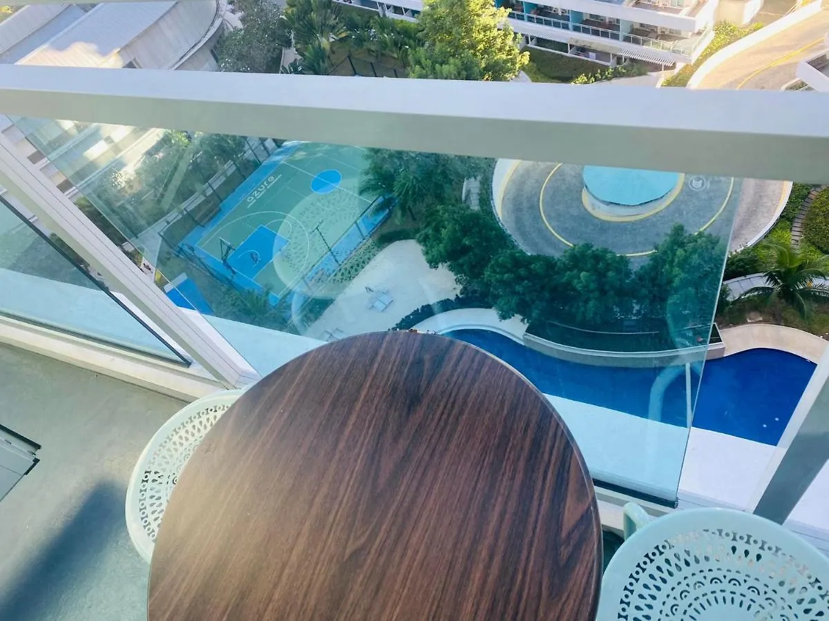 Apartment Azure Urban Residence Resort A9 Near Sm Mall Bicutan W/ Balcony Manila Philippines