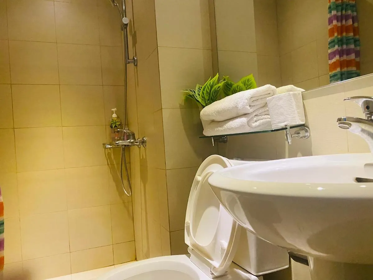 Azure Urban Residence Resort A9 Near Sm Mall Bicutan W/ Balcony Manila 0*,